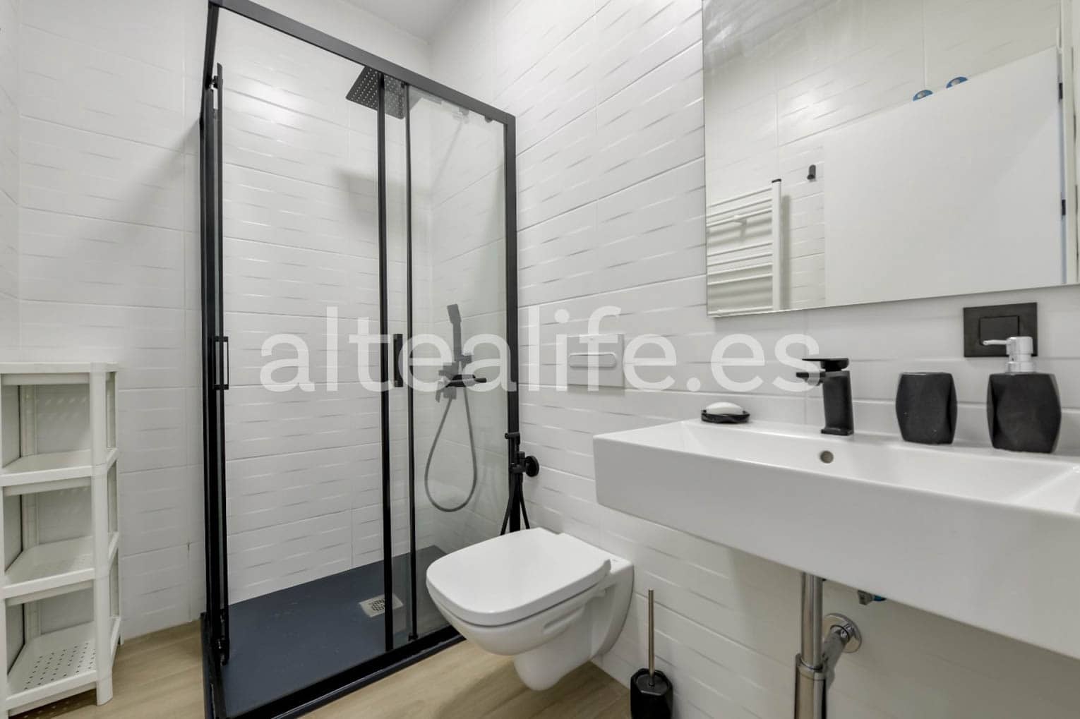 4 sypialnia Dom na sprzedaż w Altea z basenem garażem - 995 000 € (Ref: 8321873)