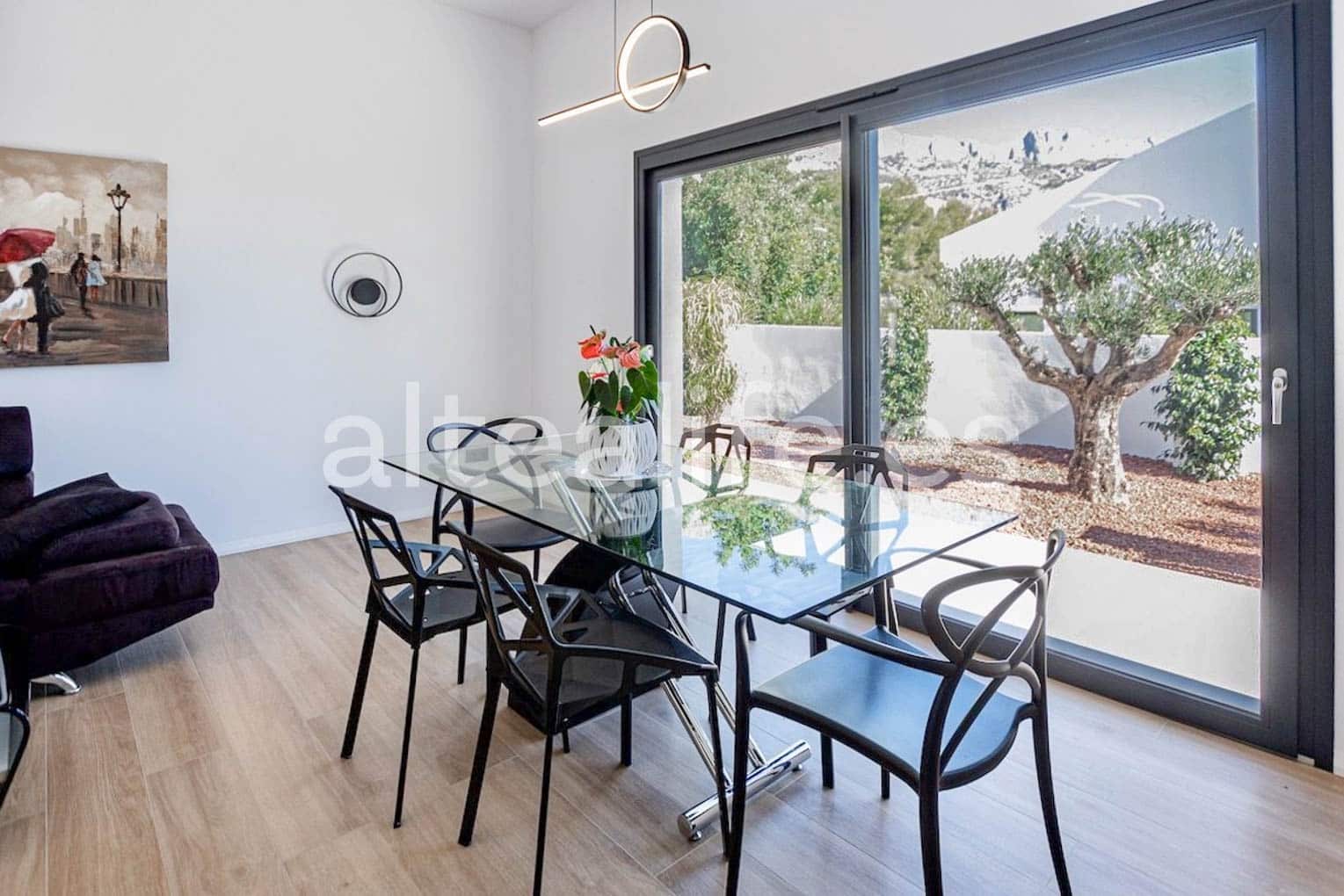 4 sypialnia Dom na sprzedaż w Altea z basenem garażem - 995 000 € (Ref: 8321873)