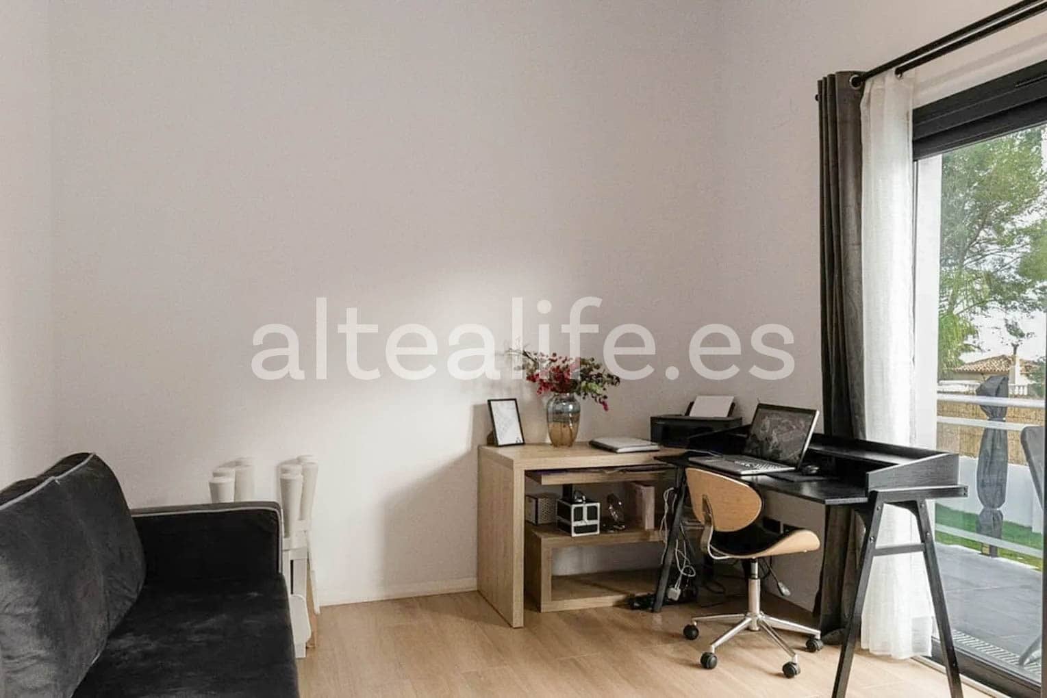 4 sypialnia Dom na sprzedaż w Altea z basenem garażem - 995 000 € (Ref: 8321873)