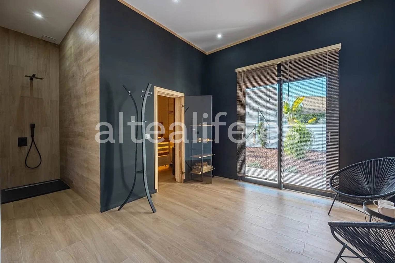 4 sypialnia Dom na sprzedaż w Altea z basenem garażem - 995 000 € (Ref: 8321873)