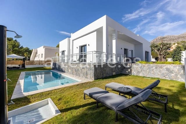 4 bedroom Townhouse for sale in Altea with pool garage - € 995,000 (Ref: 8321873)