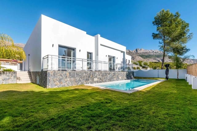 4 bedroom Townhouse for sale in Altea with pool garage - € 995,000 (Ref: 8321873)