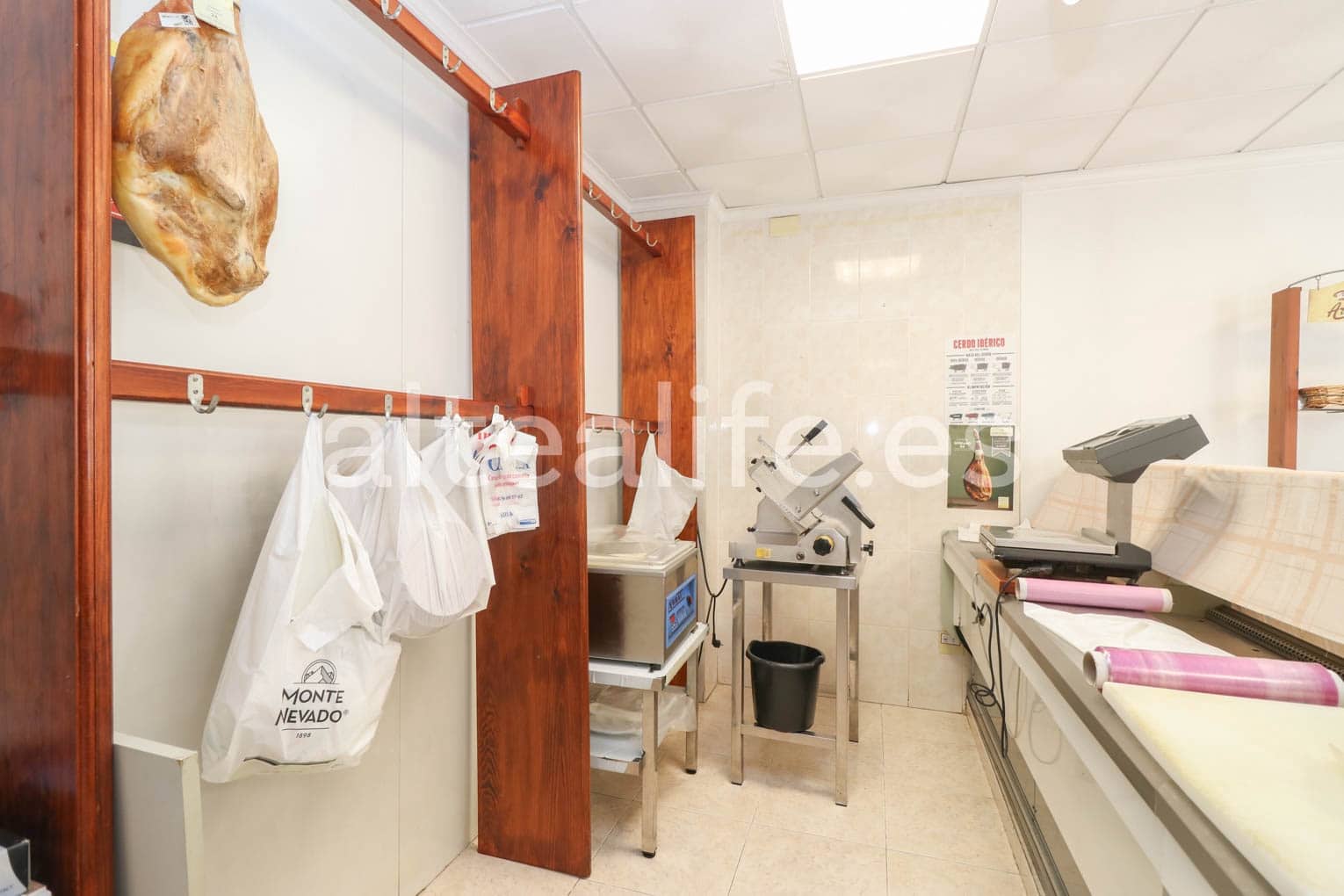 2 makuuhuone Kaupallinen vuokrattavana paikassa Altea - 1 500 € (Ref: 8389666)