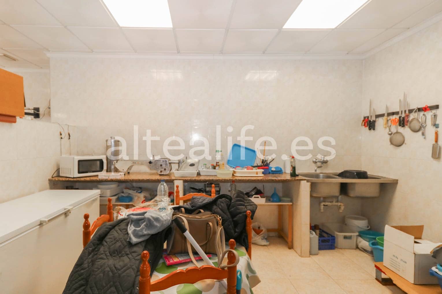 2 makuuhuone Kaupallinen vuokrattavana paikassa Altea - 1 500 € (Ref: 8389666)