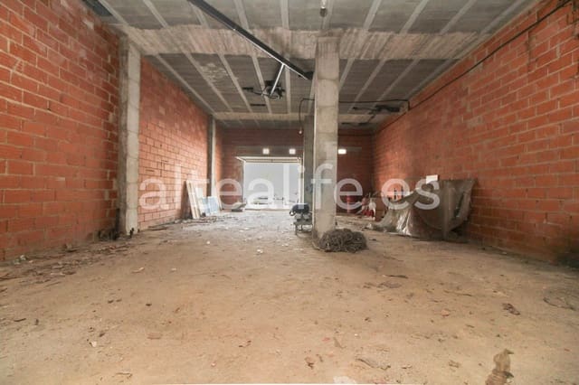 1 bedroom Commercial for sale in Altea - € 143,000 (Ref: 8397174)