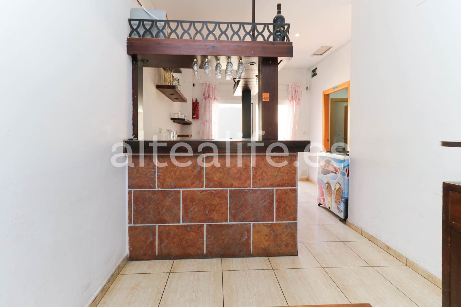 1 bedroom Commercial for sale in Jalon / Xalo with garage - € 75,000 (Ref: 8402320)