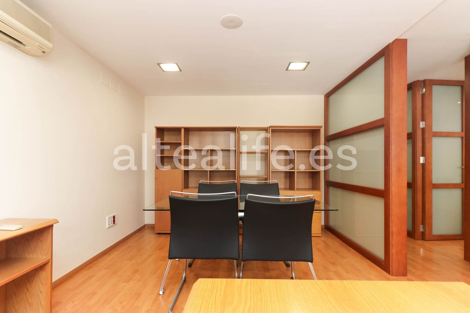 7 soveværelse Erhverv til leje i Altea - € 1.200 (Ref: 8420201)