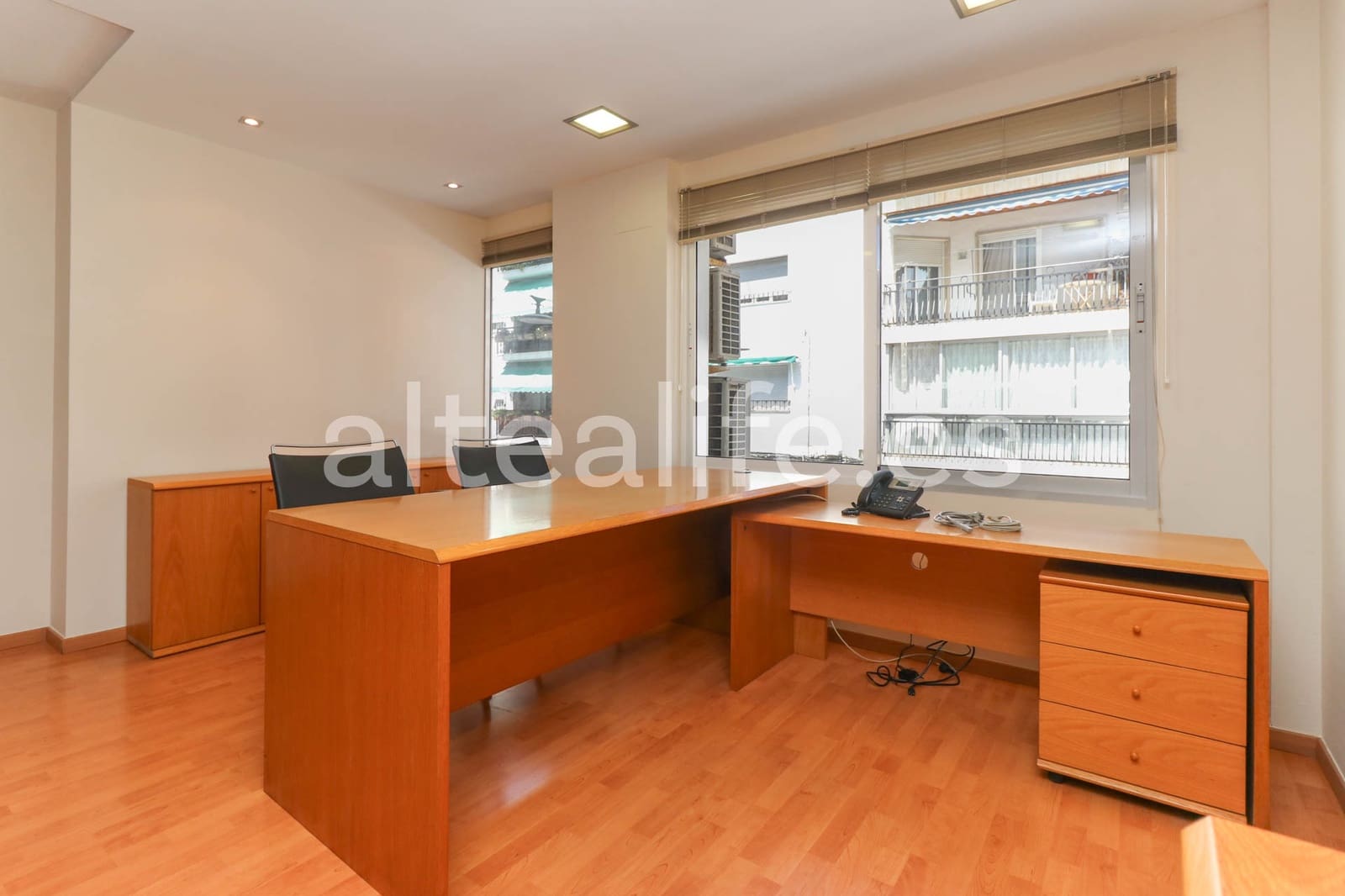 7 soveværelse Erhverv til leje i Altea - € 1.200 (Ref: 8420201)