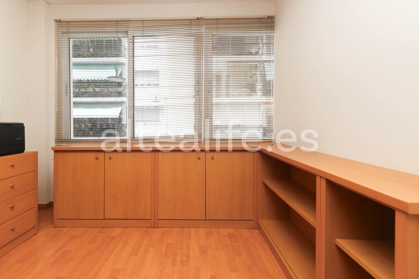 7 soveværelse Erhverv til leje i Altea - € 1.200 (Ref: 8420201)