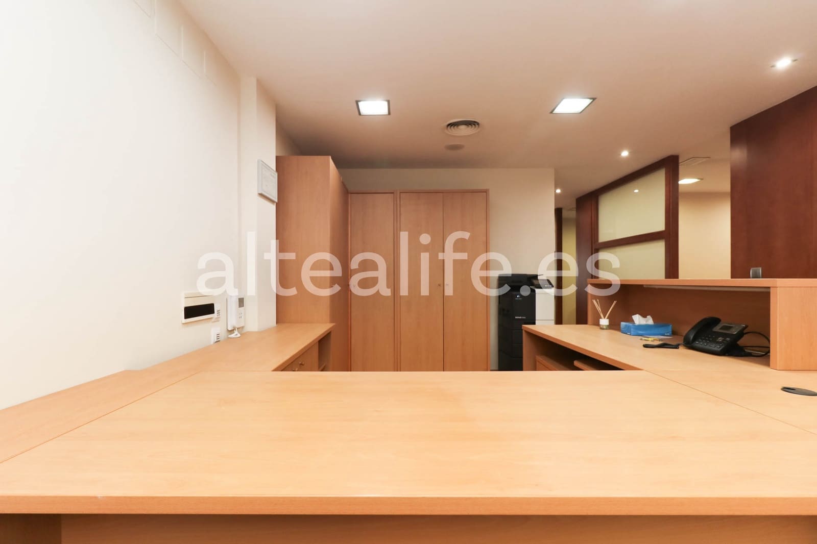 7 soveværelse Erhverv til leje i Altea - € 1.200 (Ref: 8420201)