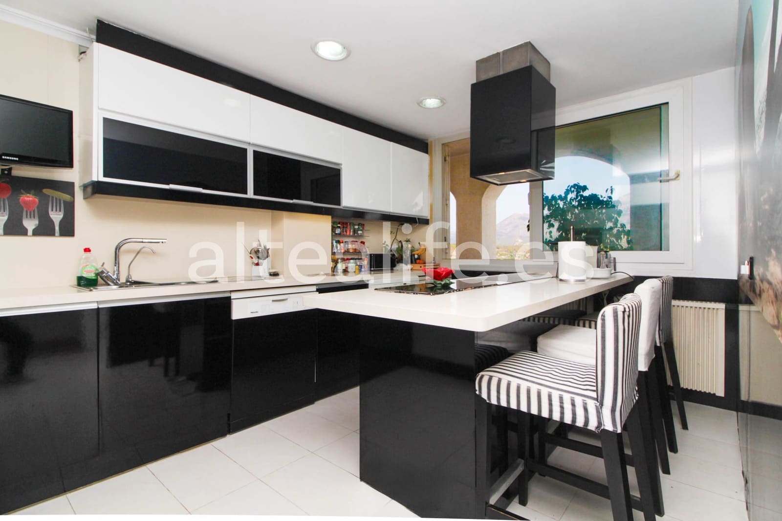 4 soverom Penthouse til salgs i Altea med svømmebasseng garasje - € 590 000 (Ref: 8437795)