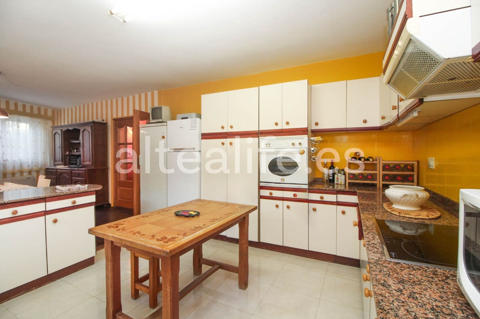 4 soveværelse Rækkehus til salg i Altea med swimmingpool garage - € 415.000 (Ref: 8466751)