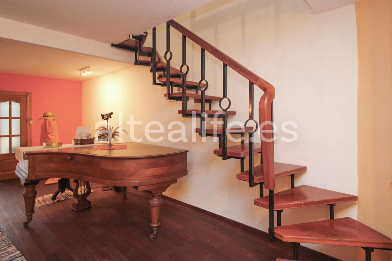 4 soveværelse Rækkehus til salg i Altea med swimmingpool garage - € 415.000 (Ref: 8466751)