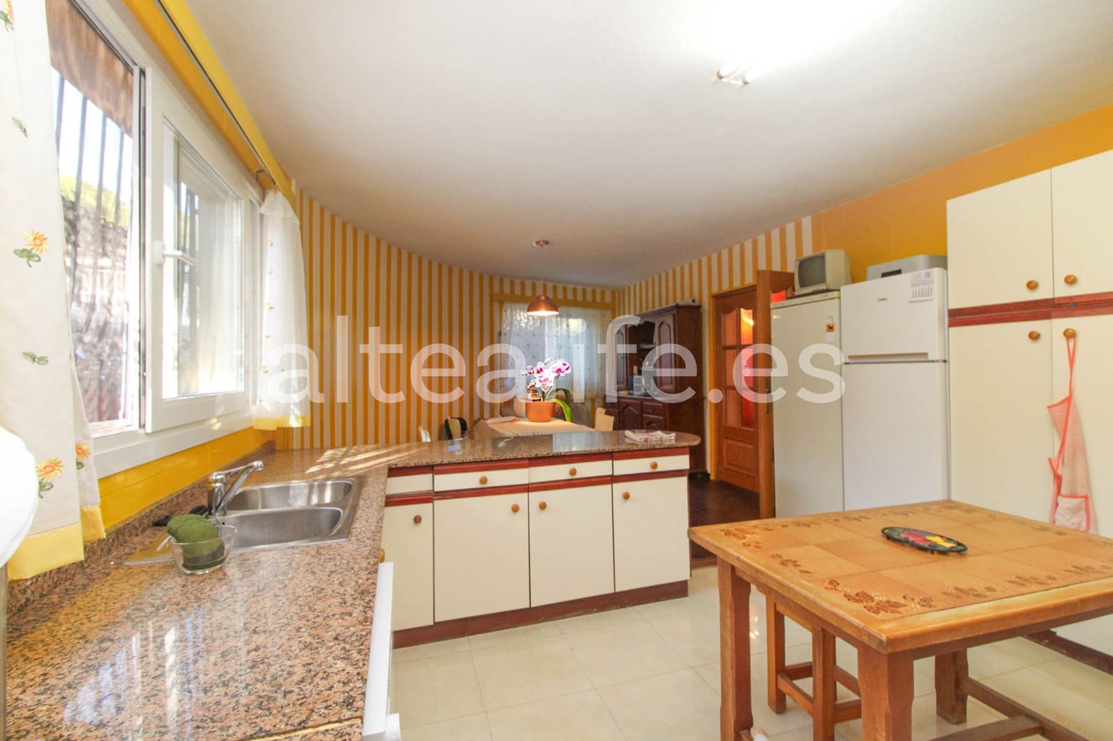 4 soveværelse Rækkehus til salg i Altea med swimmingpool garage - € 415.000 (Ref: 8466751)