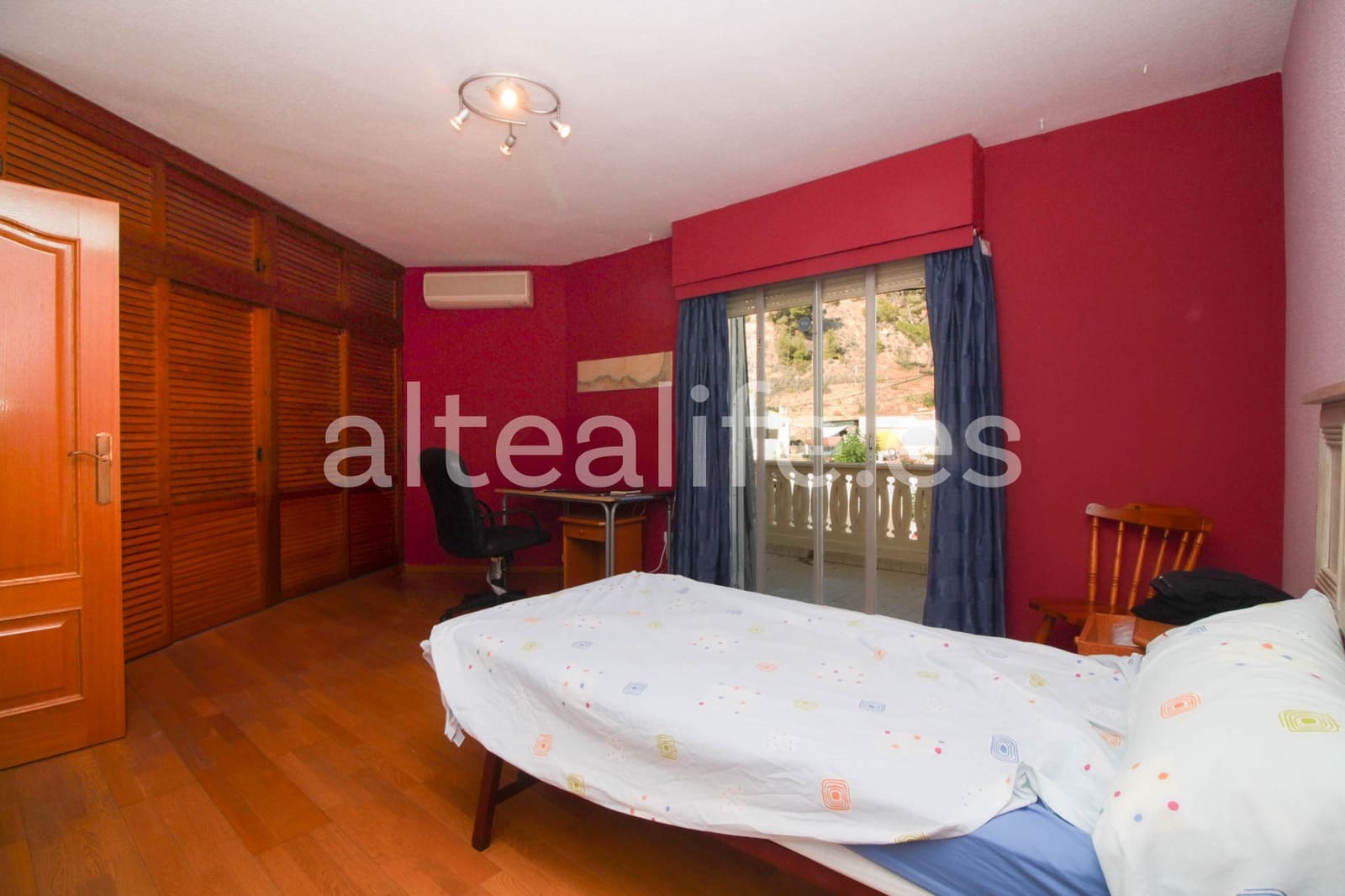 4 soveværelse Rækkehus til salg i Altea med swimmingpool garage - € 415.000 (Ref: 8466751)