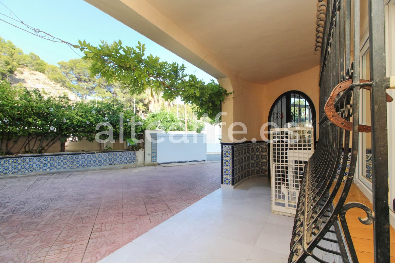 4 soveværelse Rækkehus til salg i Altea med swimmingpool garage - € 415.000 (Ref: 8466751)