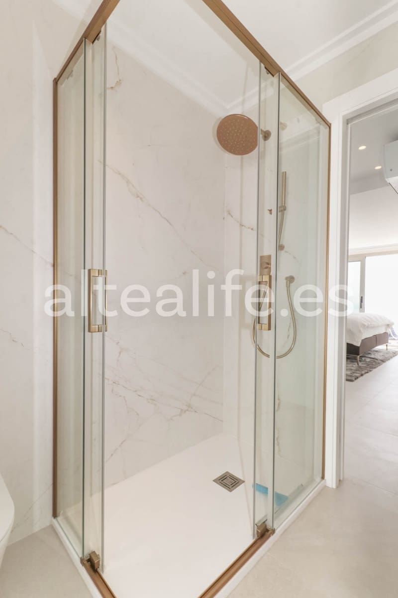 3 soveværelse Villa til salg i Altea med swimmingpool garage - € 1.788.000 (Ref: 8510821)