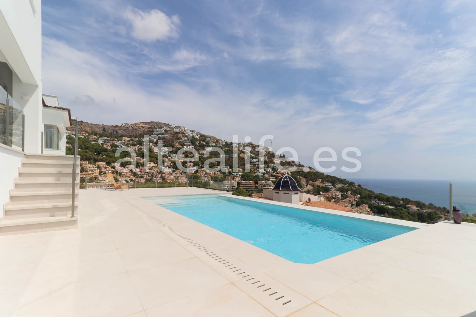 3 soveværelse Villa til salg i Altea med swimmingpool garage - € 1.788.000 (Ref: 8510821)
