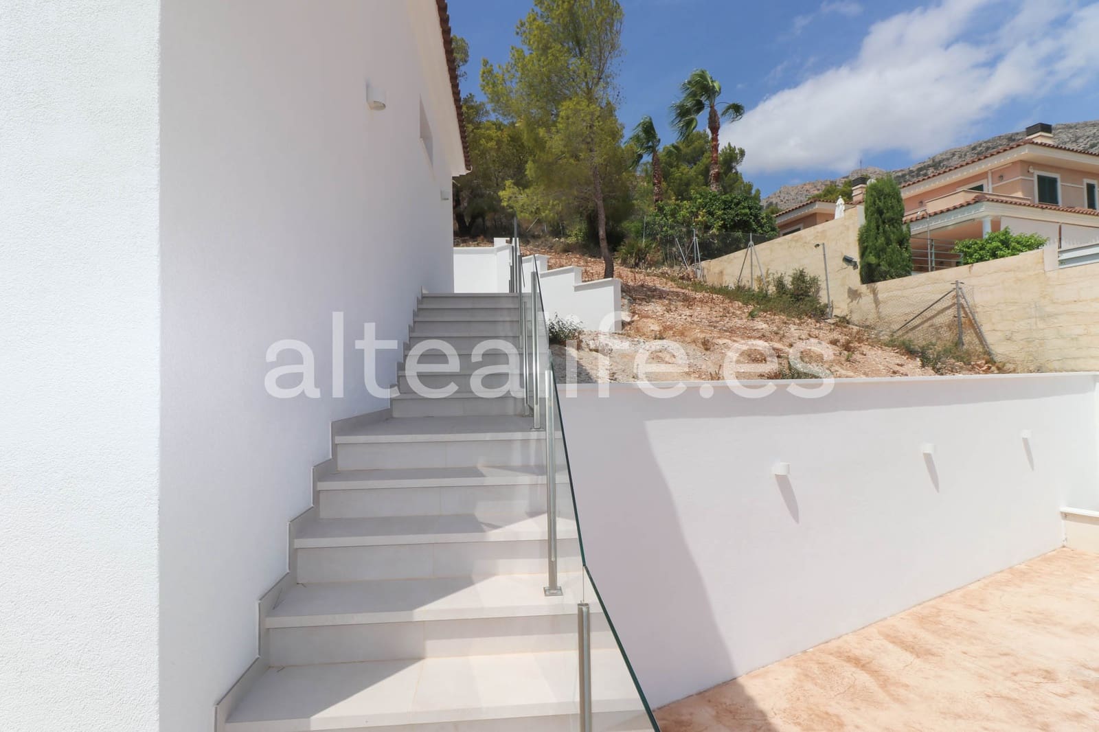 3 soveværelse Villa til salg i Altea med swimmingpool garage - € 1.788.000 (Ref: 8510821)