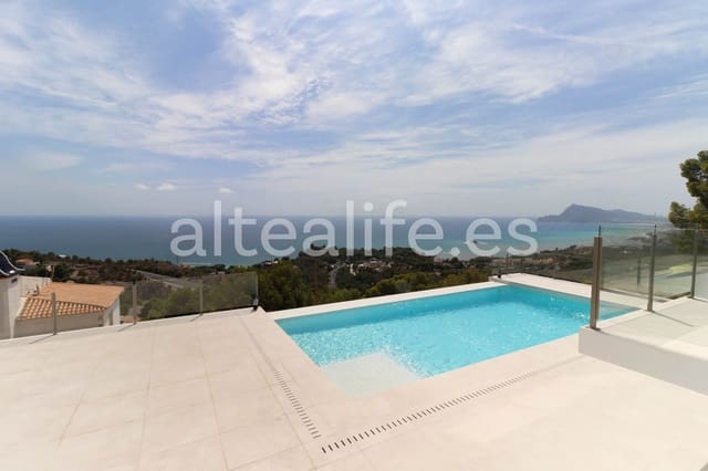 3 sypialnia Willa na sprzedaż w Altea z basenem garażem - 1 788 000 € (Ref: 8510821)