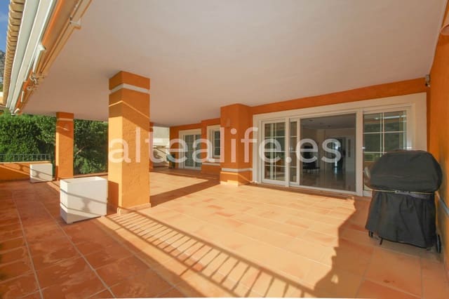 3 sypialnia Apartament na sprzedaż w Altea z basenem garażem - 800 000 € (Ref: 8520658)