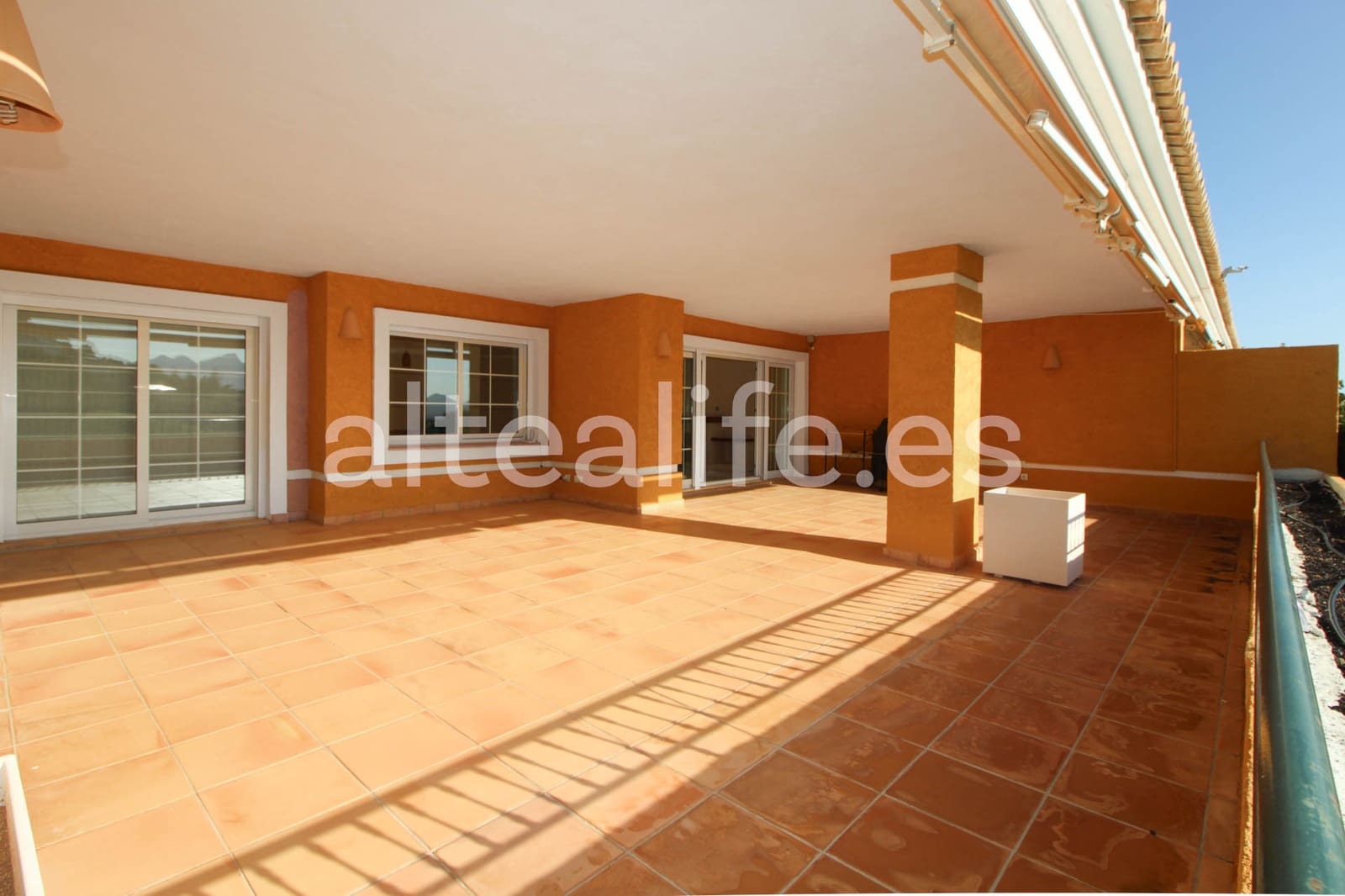 3 soveværelse Lejlighed til salg i Altea med swimmingpool garage - € 800.000 (Ref: 8520658)