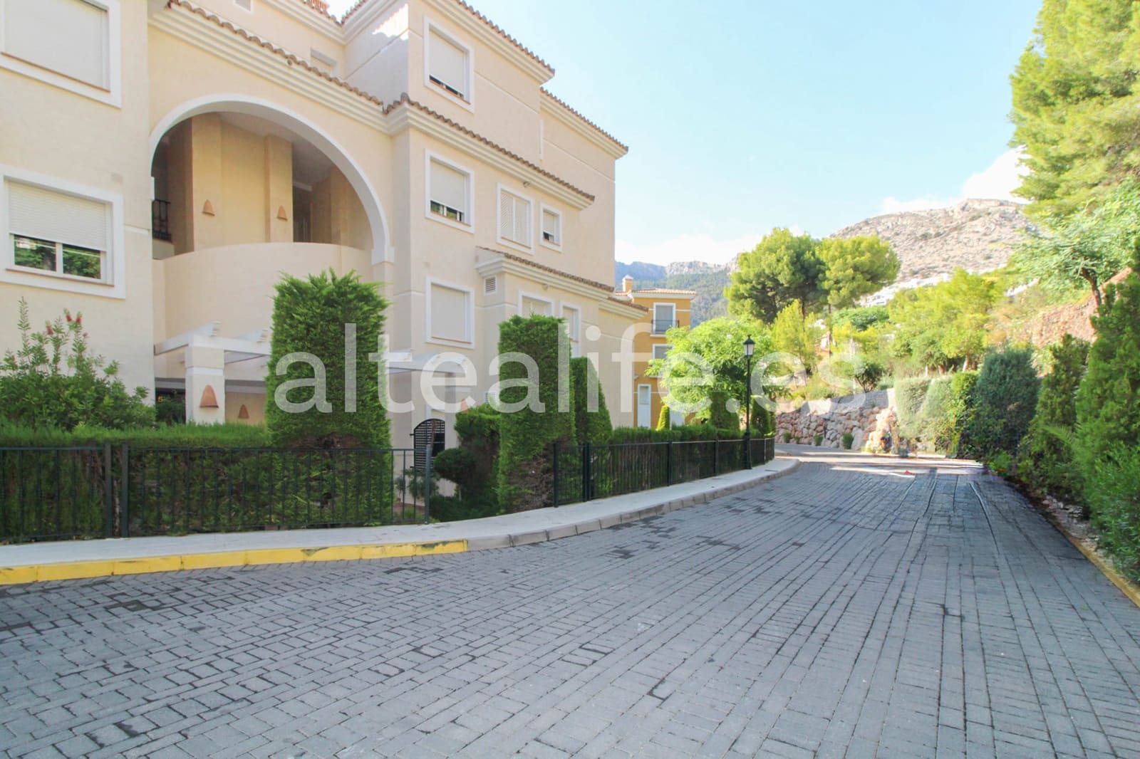 3 soveværelse Lejlighed til salg i Altea med swimmingpool garage - € 800.000 (Ref: 8520658)