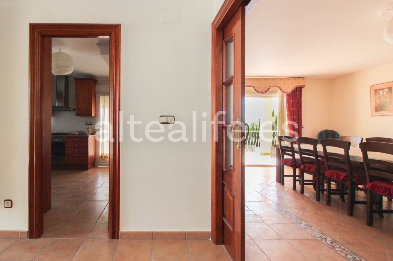 7 bedroom Townhouse for sale in La Nucia with garage - € 790,000 (Ref: 8568586)