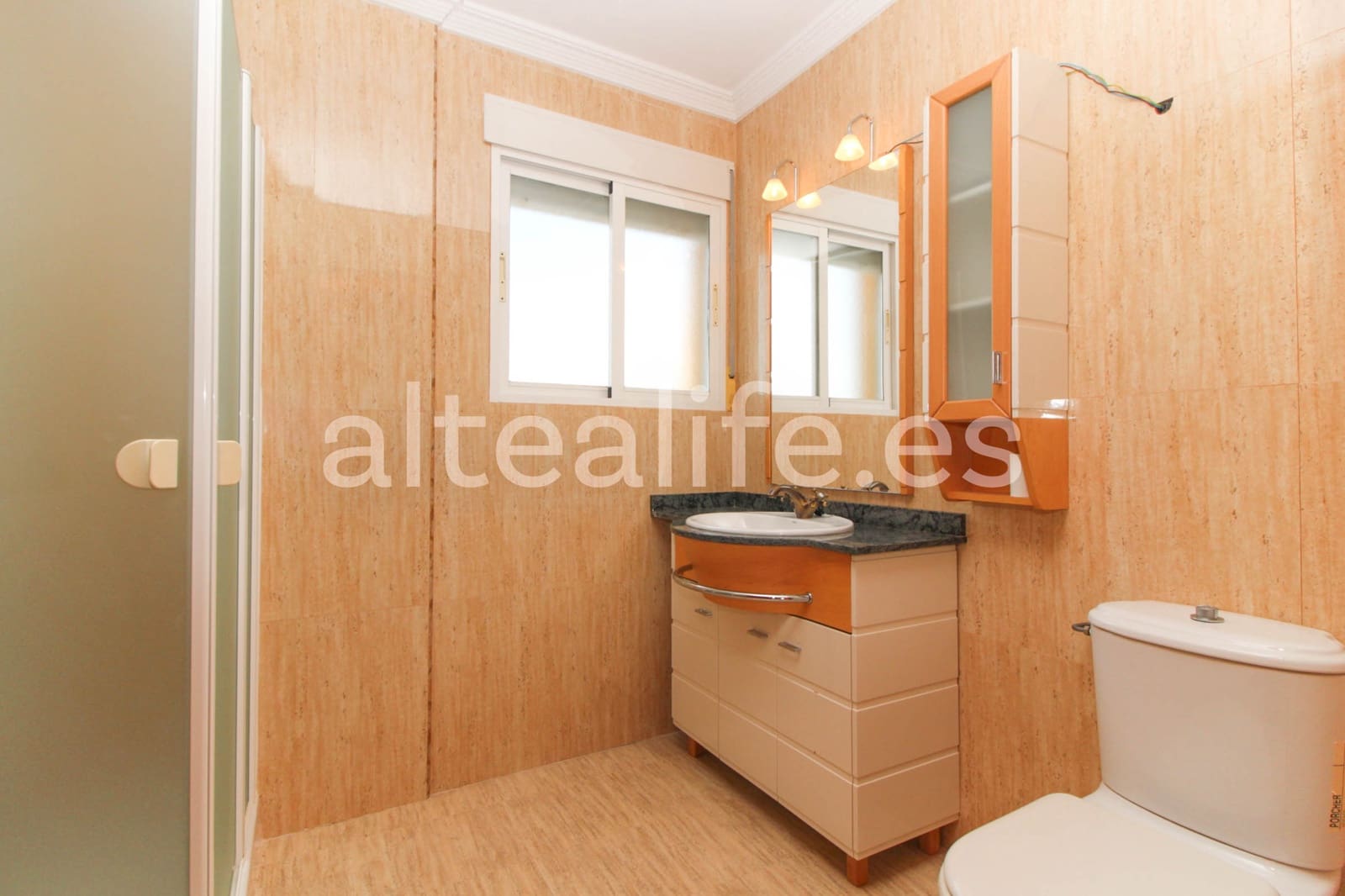 7 bedroom Townhouse for sale in La Nucia with garage - € 790,000 (Ref: 8568586)