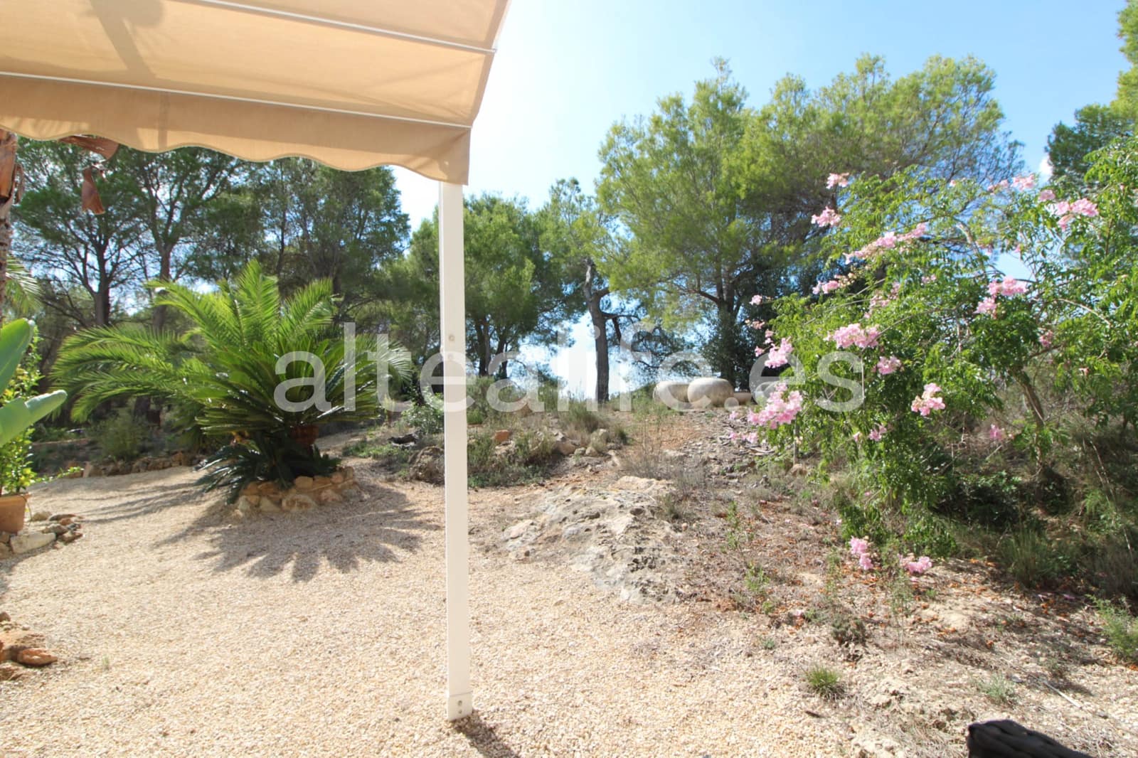 3 sypialnia Dom na sprzedaż w Altea la Vella z basenem garażem - 469 000 € (Ref: 8572995)