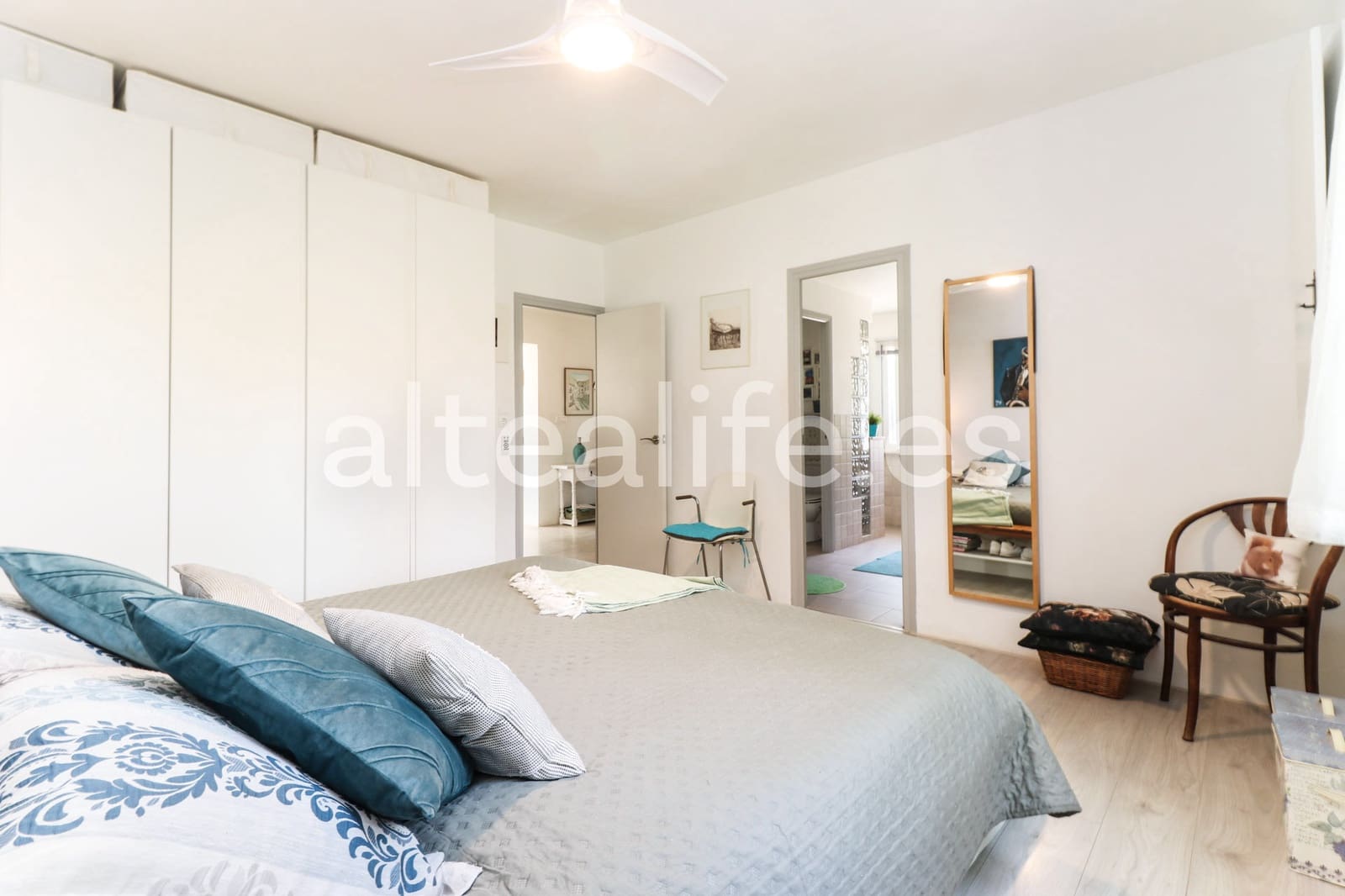 3 soverom Hus til salgs i Altea la Vella med svømmebasseng garasje - € 469 000 (Ref: 8572995)