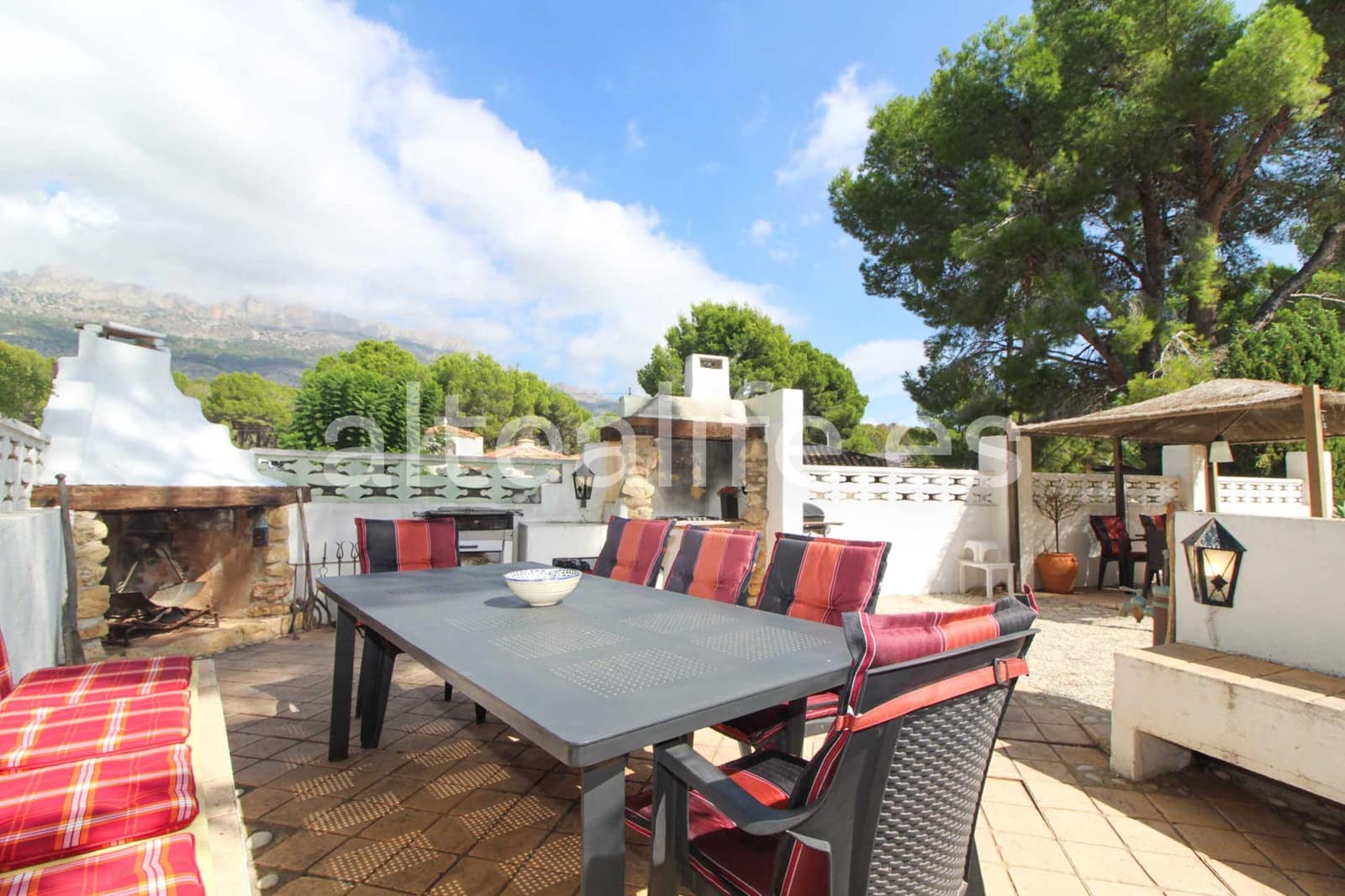 3 soverom Hus til salgs i Altea la Vella med svømmebasseng garasje - € 469 000 (Ref: 8572995)