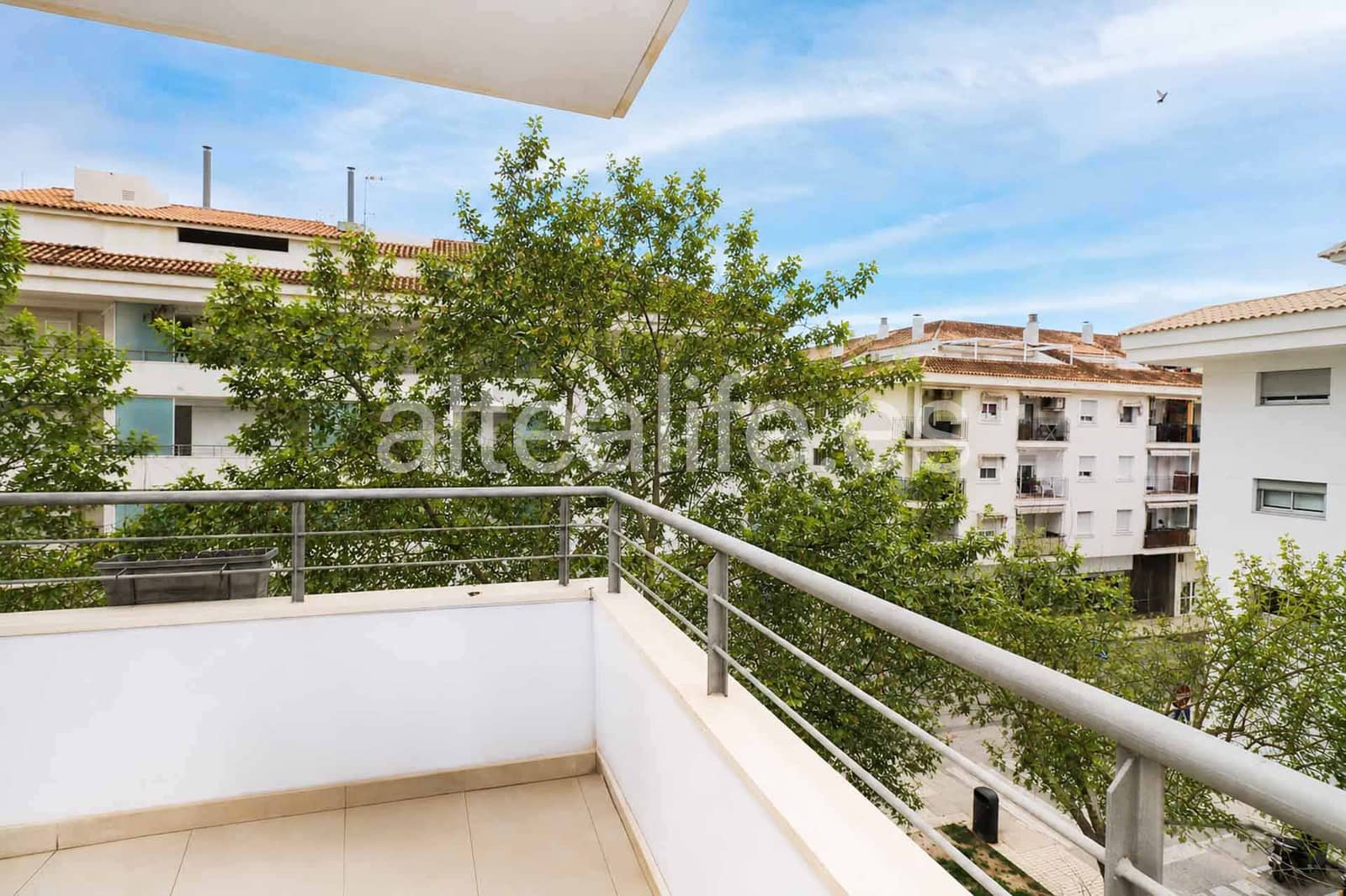 3 bedroom Apartment for sale in Altea with garage - € 345,000 (Ref: 8776598)