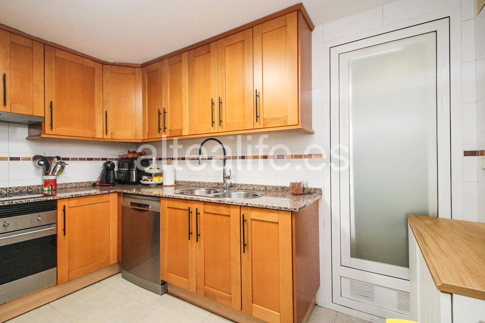 3 bedroom Apartment for sale in Altea with garage - € 345,000 (Ref: 8776598)