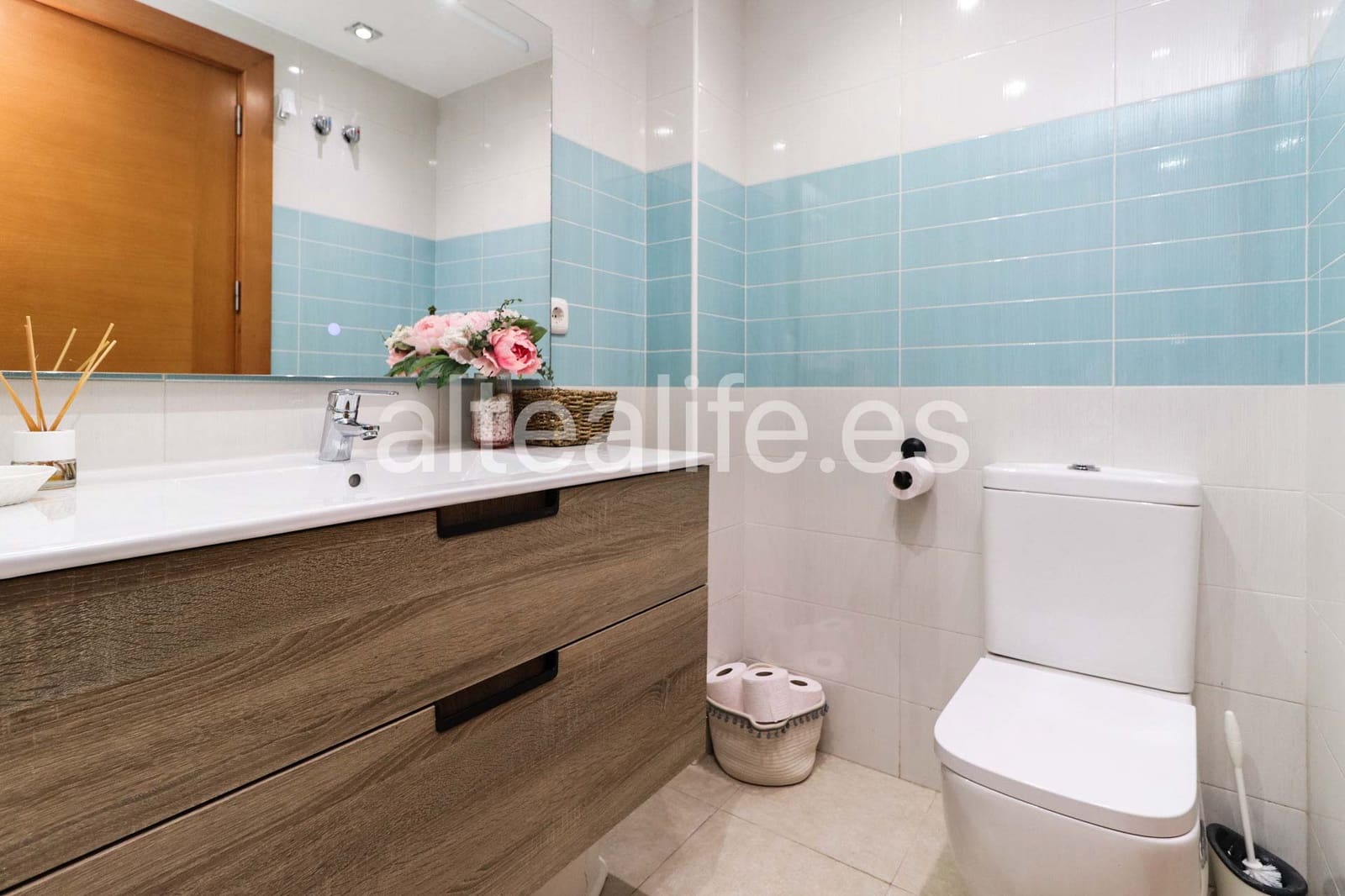 3 bedroom Apartment for sale in Altea with garage - € 345,000 (Ref: 8776598)