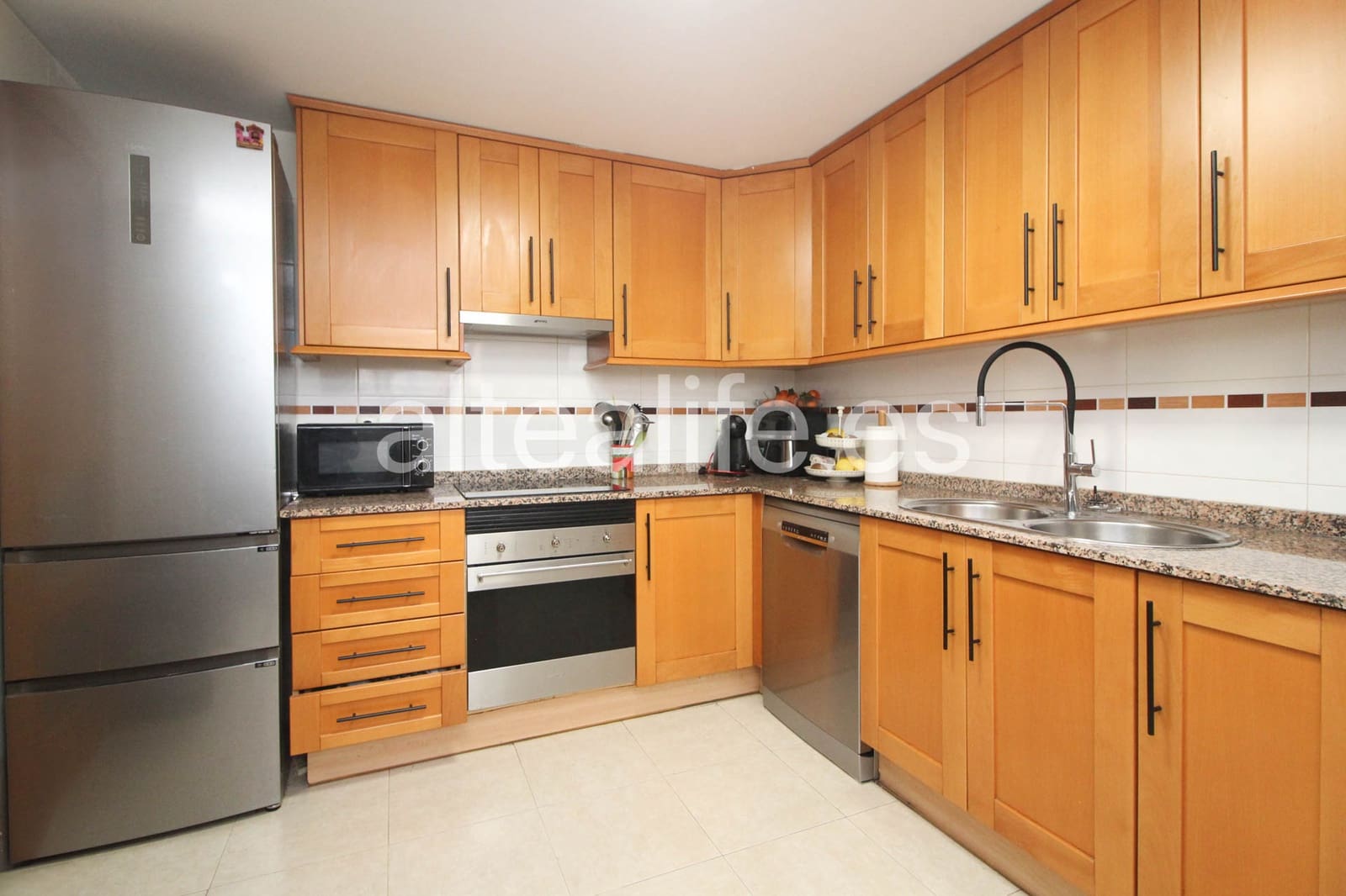 3 bedroom Apartment for sale in Altea with garage - € 345,000 (Ref: 8776598)