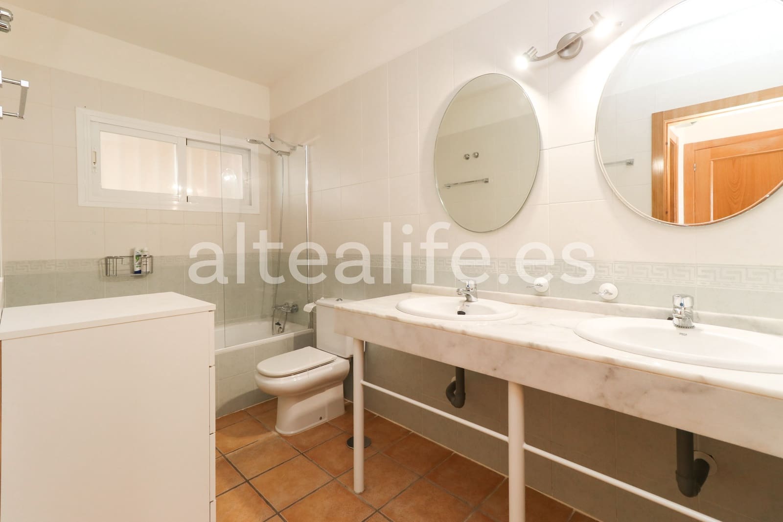 3 sypialnia Penthouse do wynajęcia w Altea z basenem garażem - 2 300 € (Ref: 8790355)