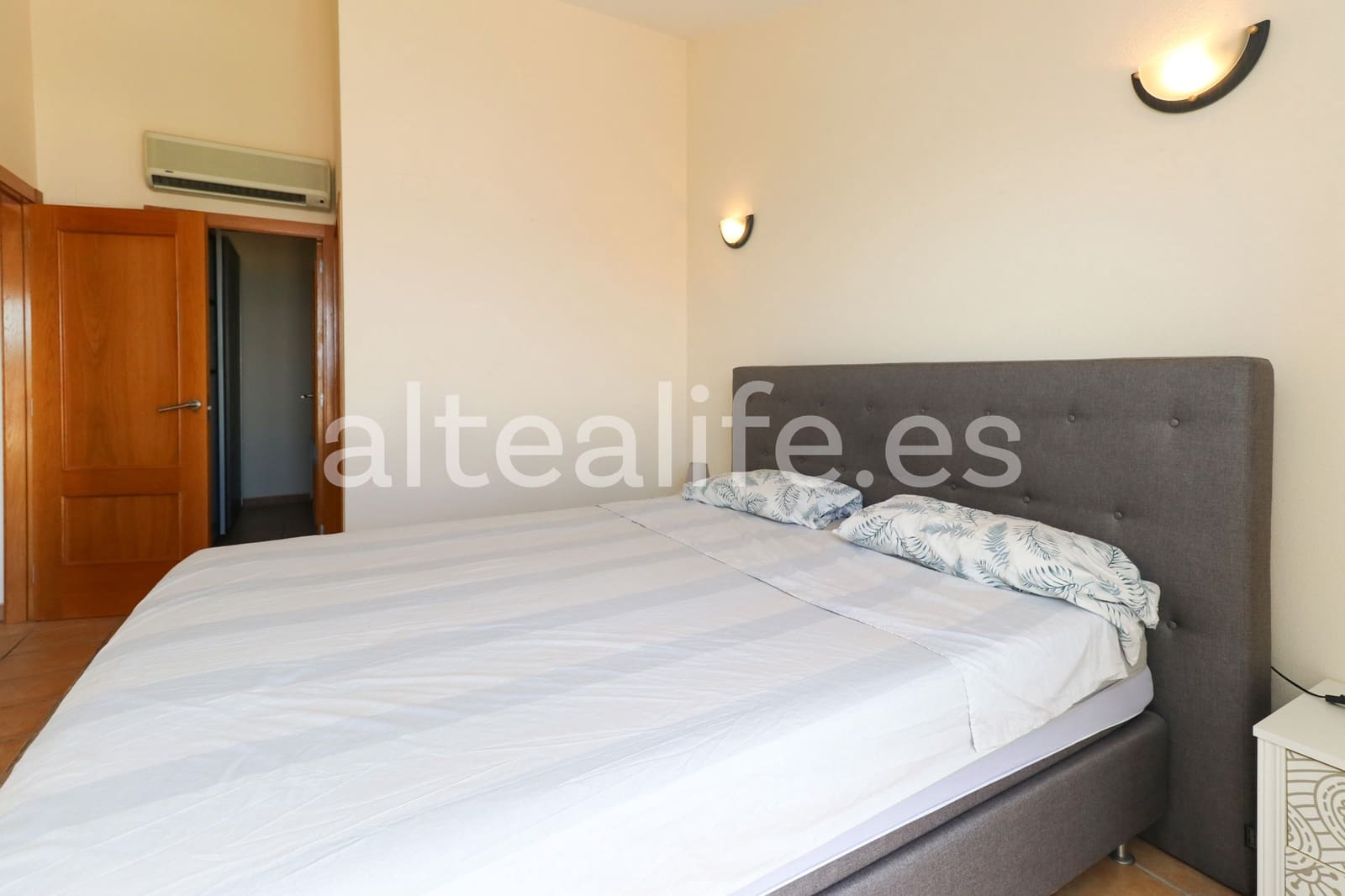 3 sypialnia Penthouse do wynajęcia w Altea z basenem garażem - 2 300 € (Ref: 8790355)