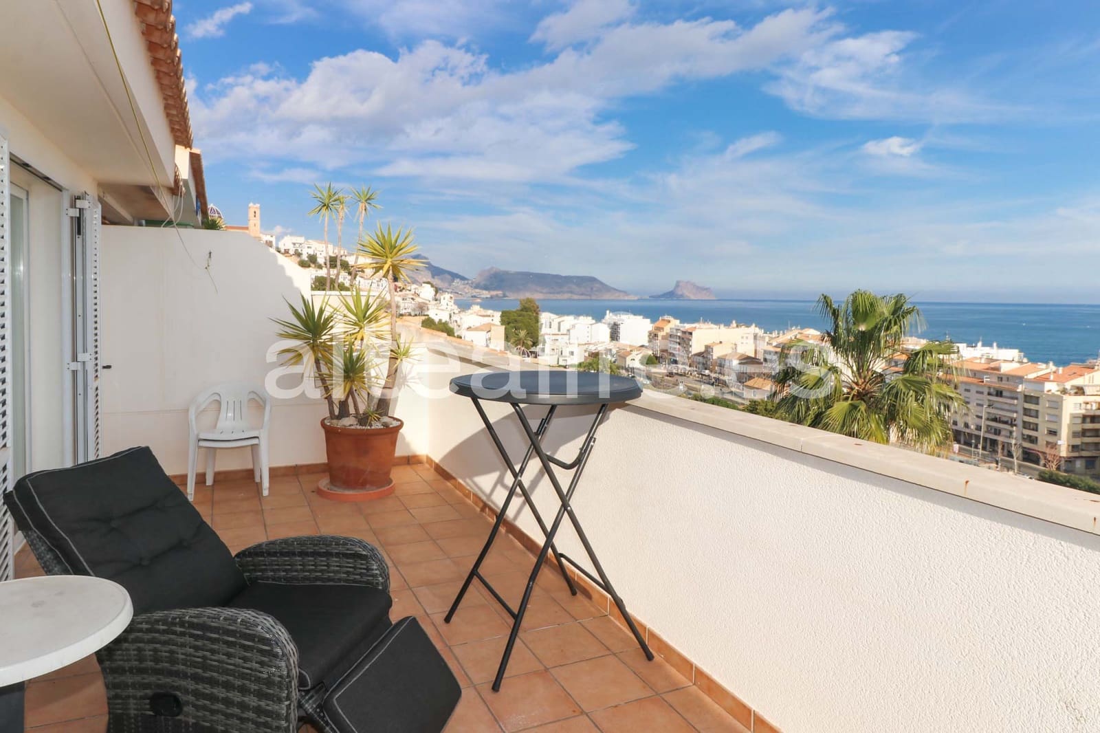 3 sypialnia Penthouse do wynajęcia w Altea z basenem garażem - 2 300 € (Ref: 8790355)