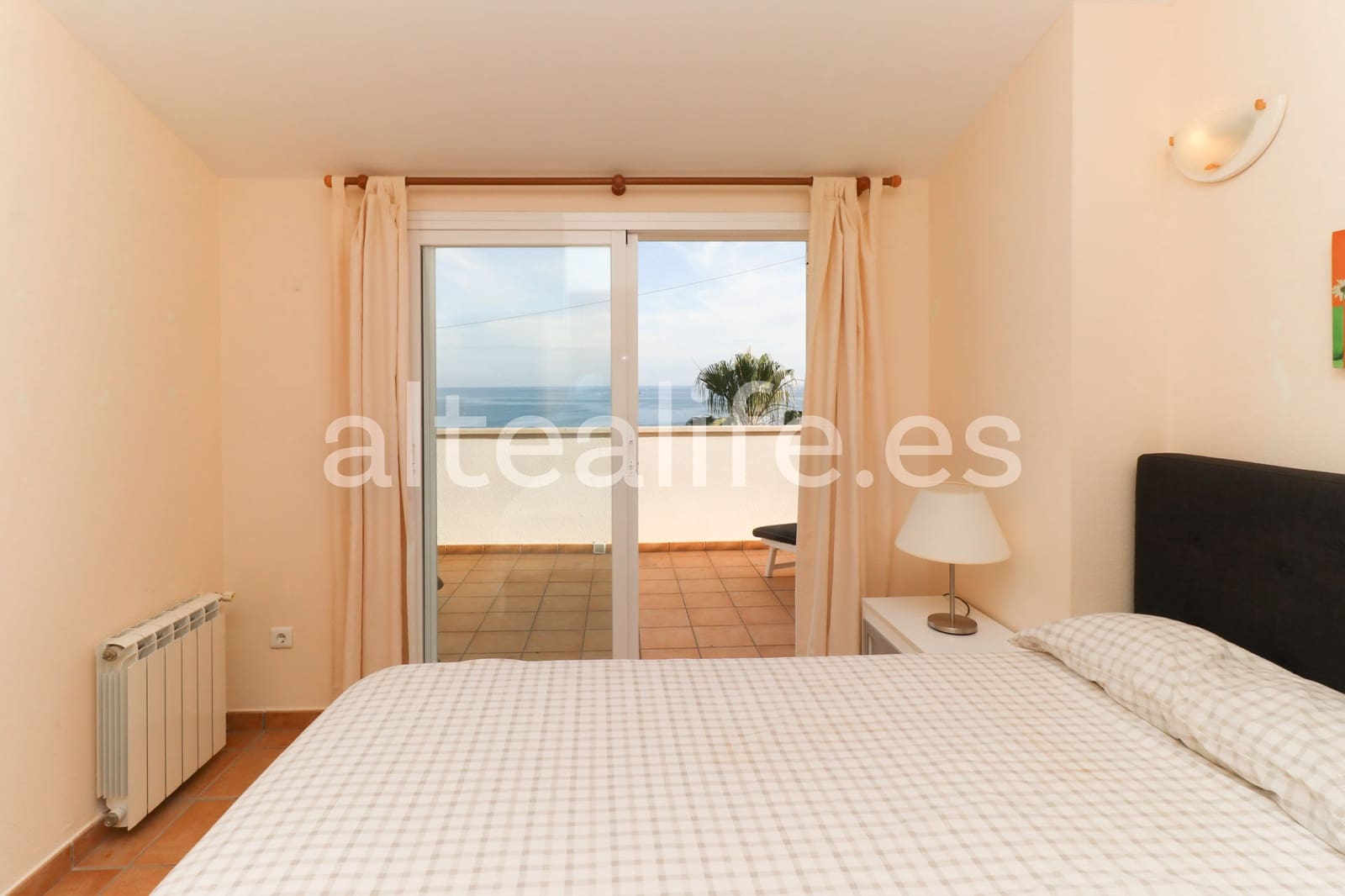 3 sypialnia Penthouse do wynajęcia w Altea z basenem garażem - 2 300 € (Ref: 8790355)