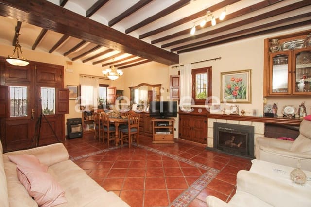 Huis te koop in Polop - € 341.000 (Ref: 8820557)