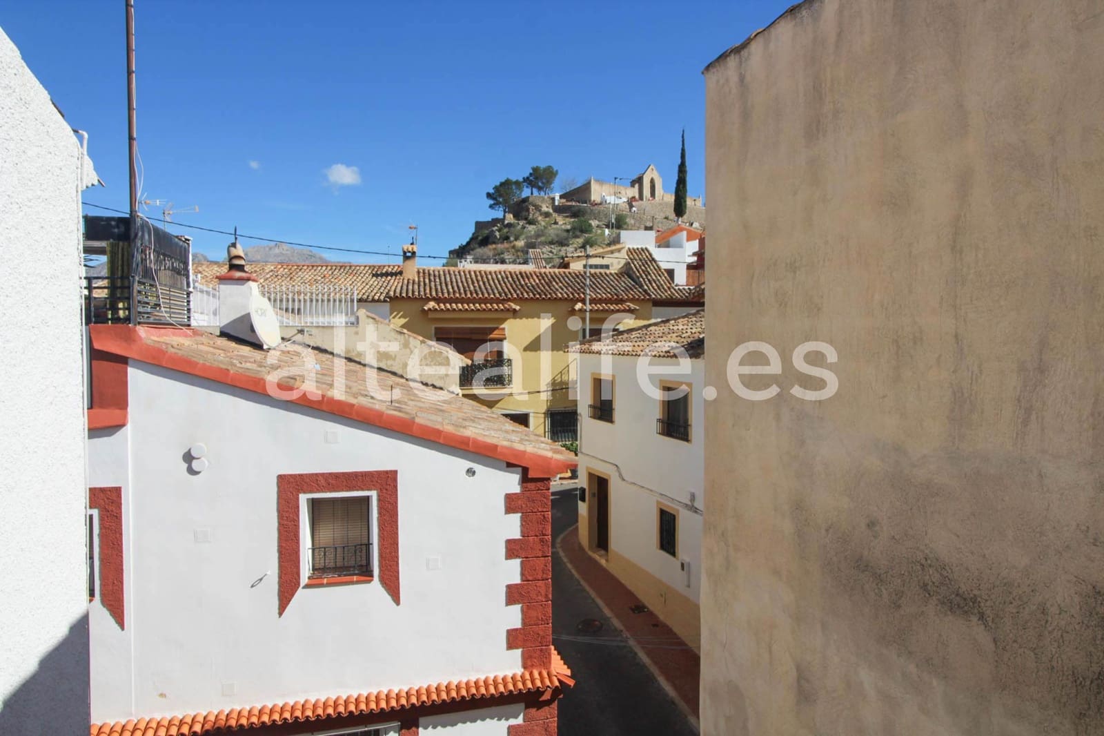 Hus til salgs i Polop - € 341 000 (Ref: 8820557)