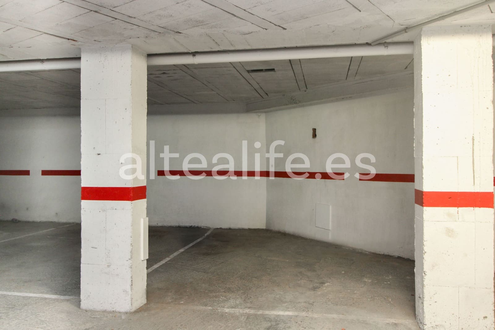 Garage til salg i Alfaz del Pi / L'Alfas del Pi - € 8.400 (Ref: 8820644)