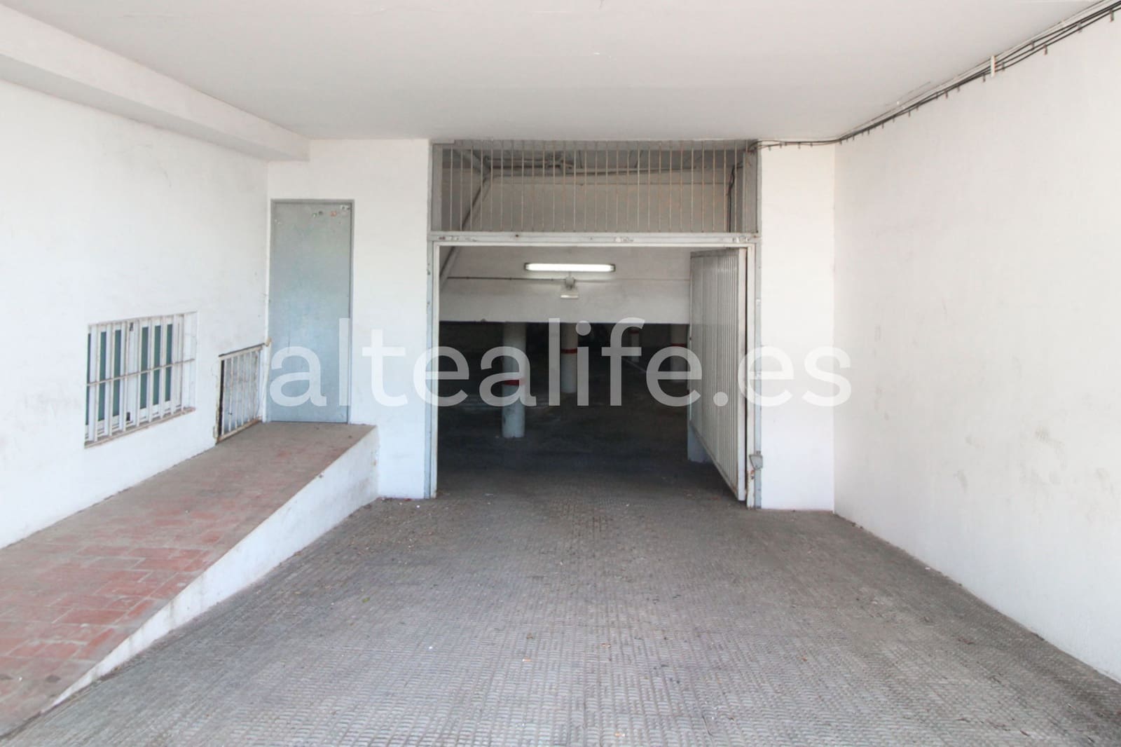 Garage til salg i Alfaz del Pi / L'Alfas del Pi - € 8.400 (Ref: 8820644)