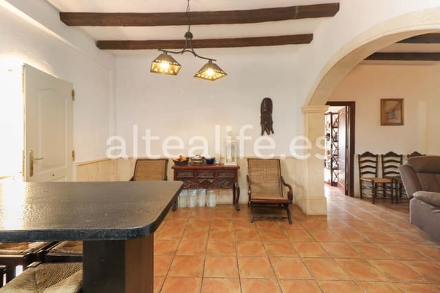 3 soveværelse Byhus til salg i Altea med swimmingpool garage - € 495.000 (Ref: 8893472)