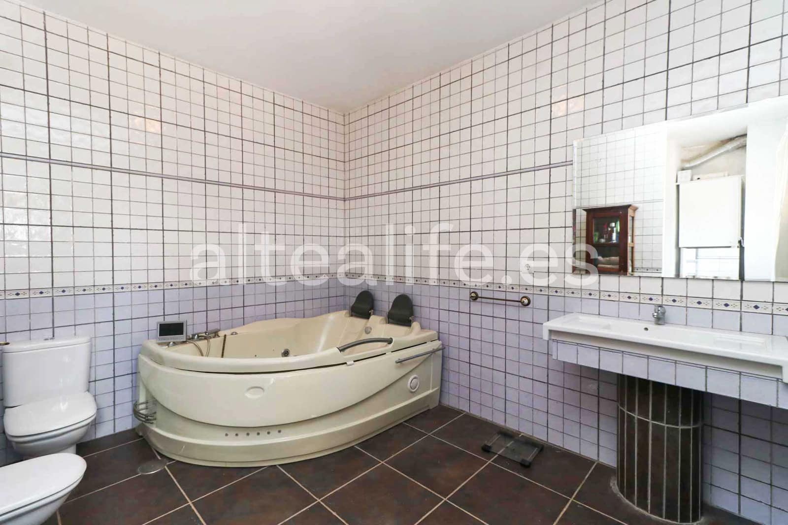 3 soveværelse Byhus til salg i Altea med swimmingpool garage - € 495.000 (Ref: 8893472)