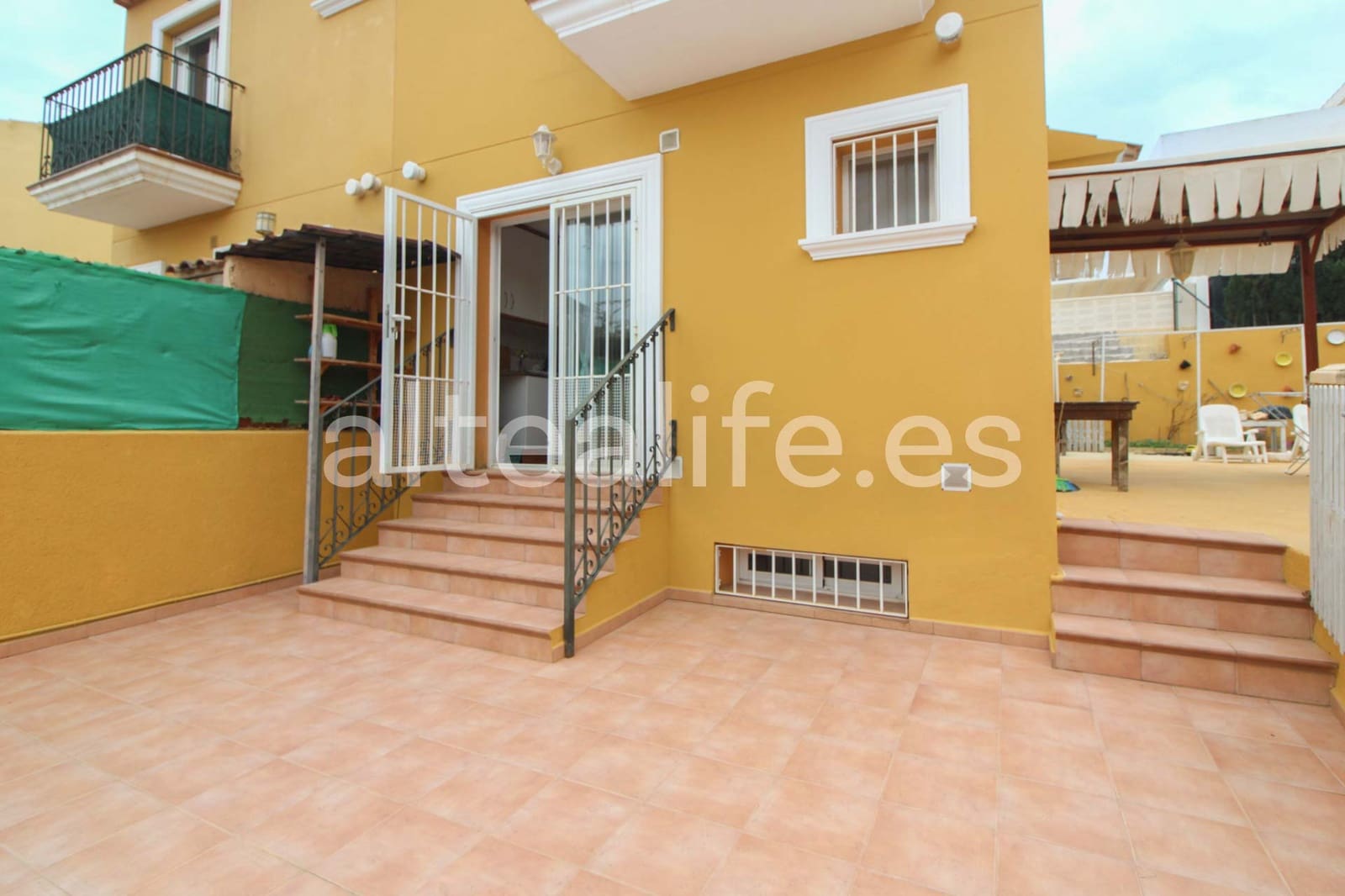 3 sypialnia Bungalow na sprzedaż w La Nucia z garażem - 315 000 € (Ref: 8895832)