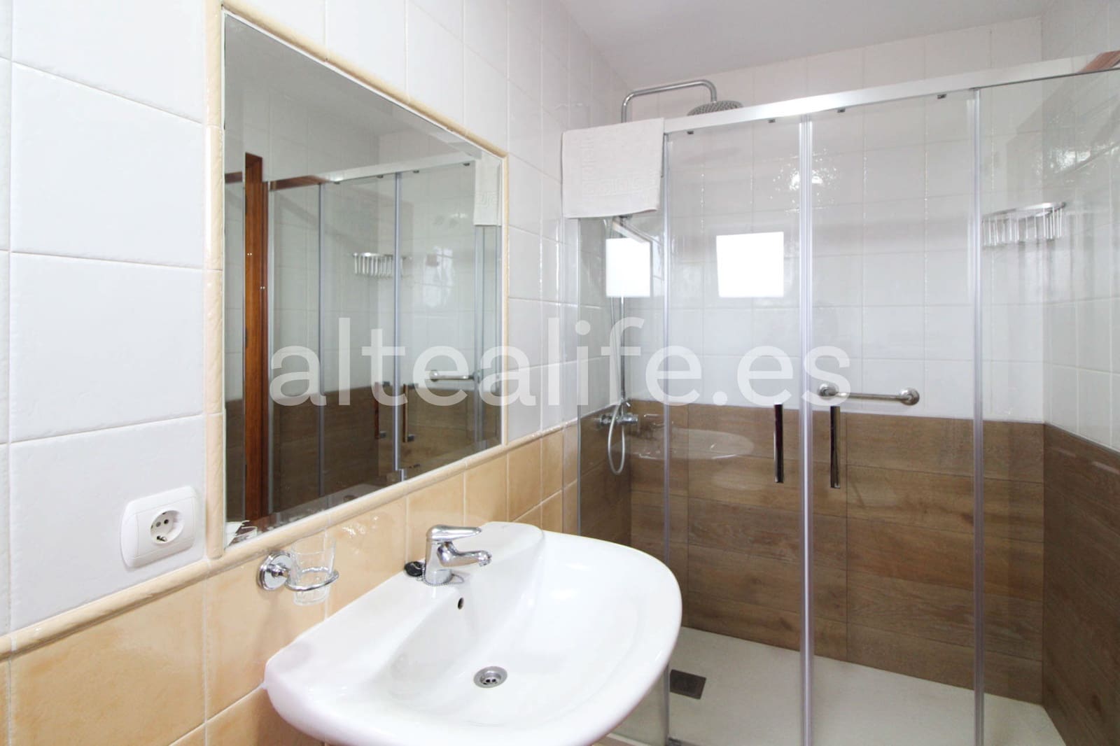 3 sypialnia Bungalow na sprzedaż w La Nucia z garażem - 315 000 € (Ref: 8895832)