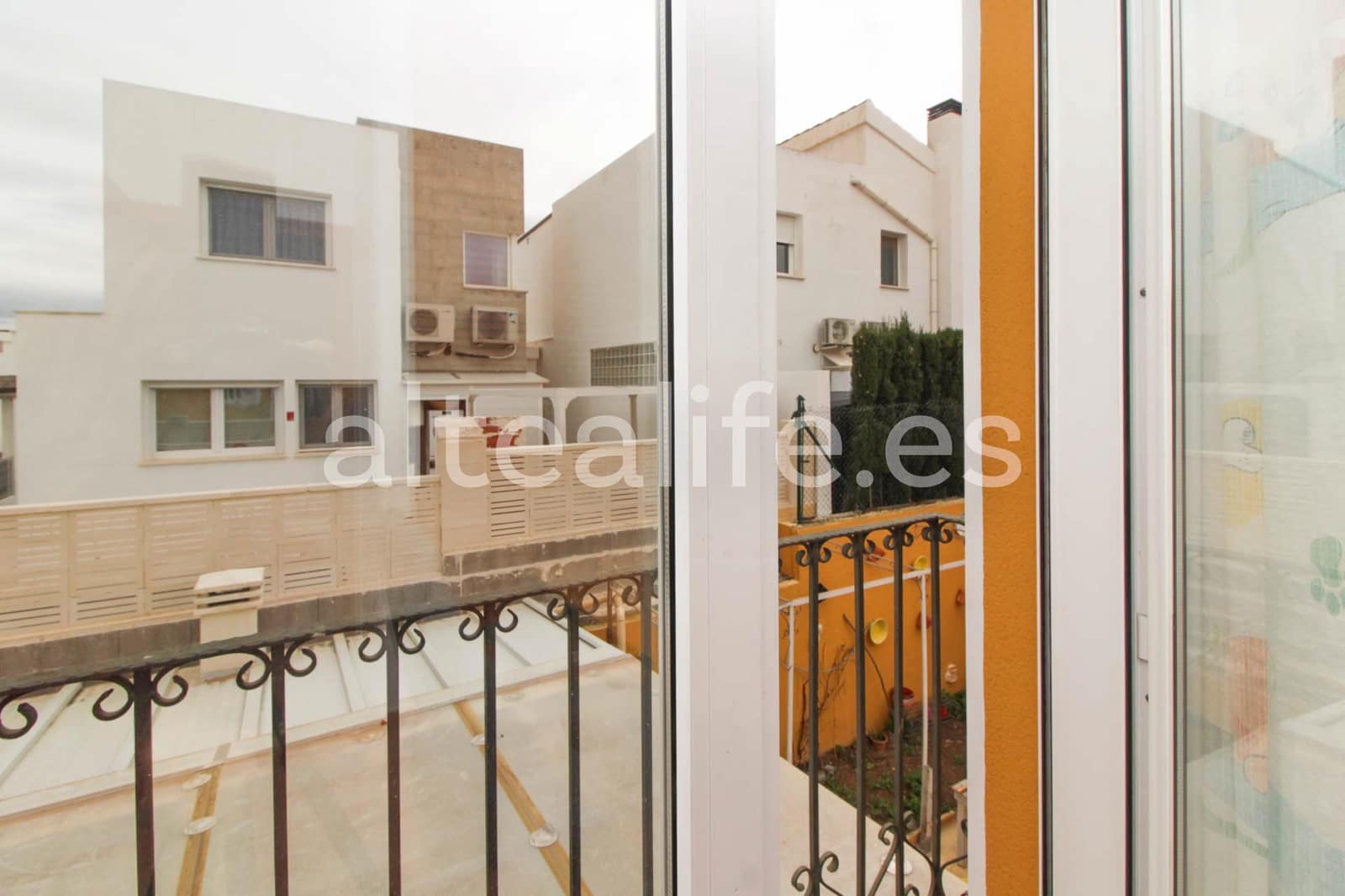 3 sypialnia Bungalow na sprzedaż w La Nucia z garażem - 315 000 € (Ref: 8895832)