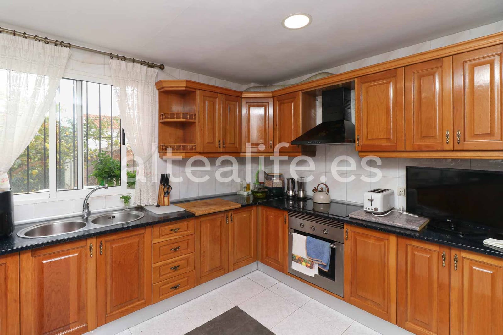 4 chambre Villa/Maison à vendre à Alfaz del Pi / L'Alfas del Pi avec garage - 440 000 € (Ref: 8903692)